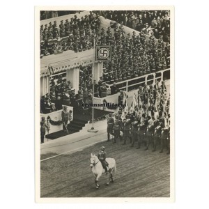 Adolf Hitler in Führergeburtstag 1939 parade postcard