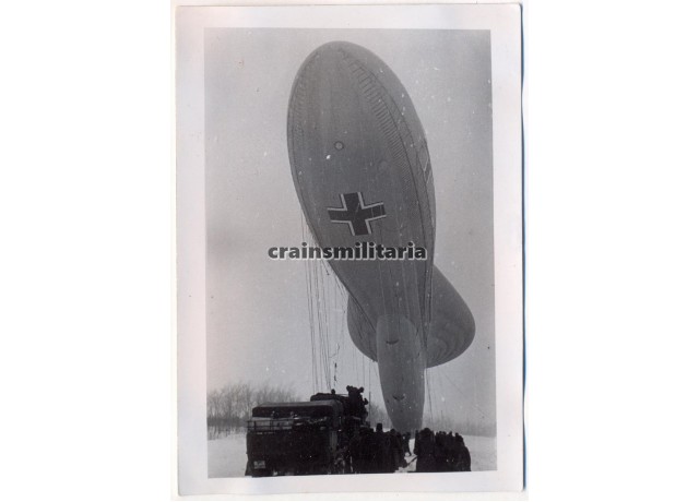 Observation balloon hauled in with SdKfz Observation balloon hauled in with SdKfz