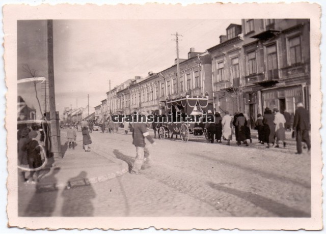 Jews in Siedlce Poland during burial Jews in Siedlce Poland during burial
