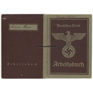Female Arbeitsbuch to NSV childcare worker
